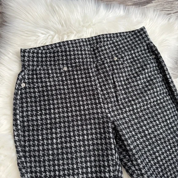 New Michael Kors Black and White Houndstooth Legging- Pants - Picture 2 of 4